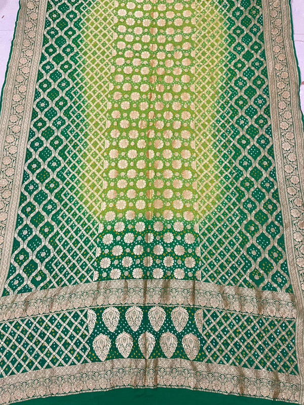 Bandhani❣❣ Dupatta - Light and Dark Green