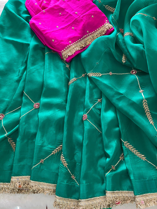 💚 ~ PANNA ~ Zardozi Jaal Saree 💚